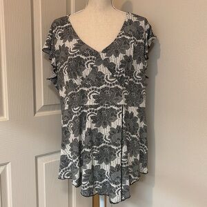 Black & Cream Print Top